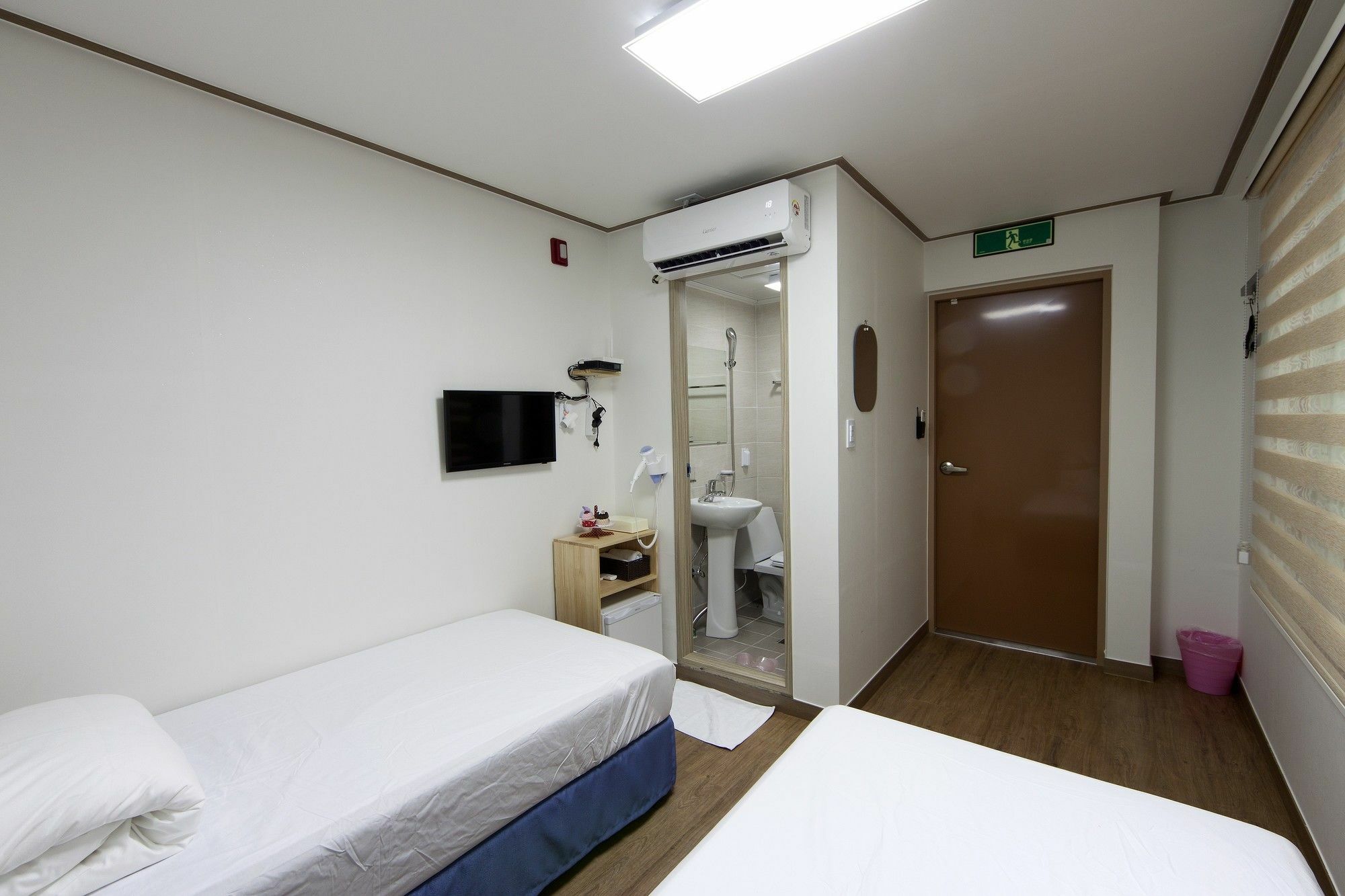 Charim Guesthouse Seoul Bagian luar foto